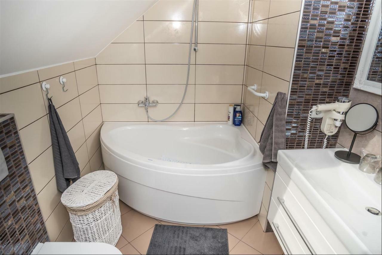 Apartman Hubertus 5* Vagovina Kültér fotó