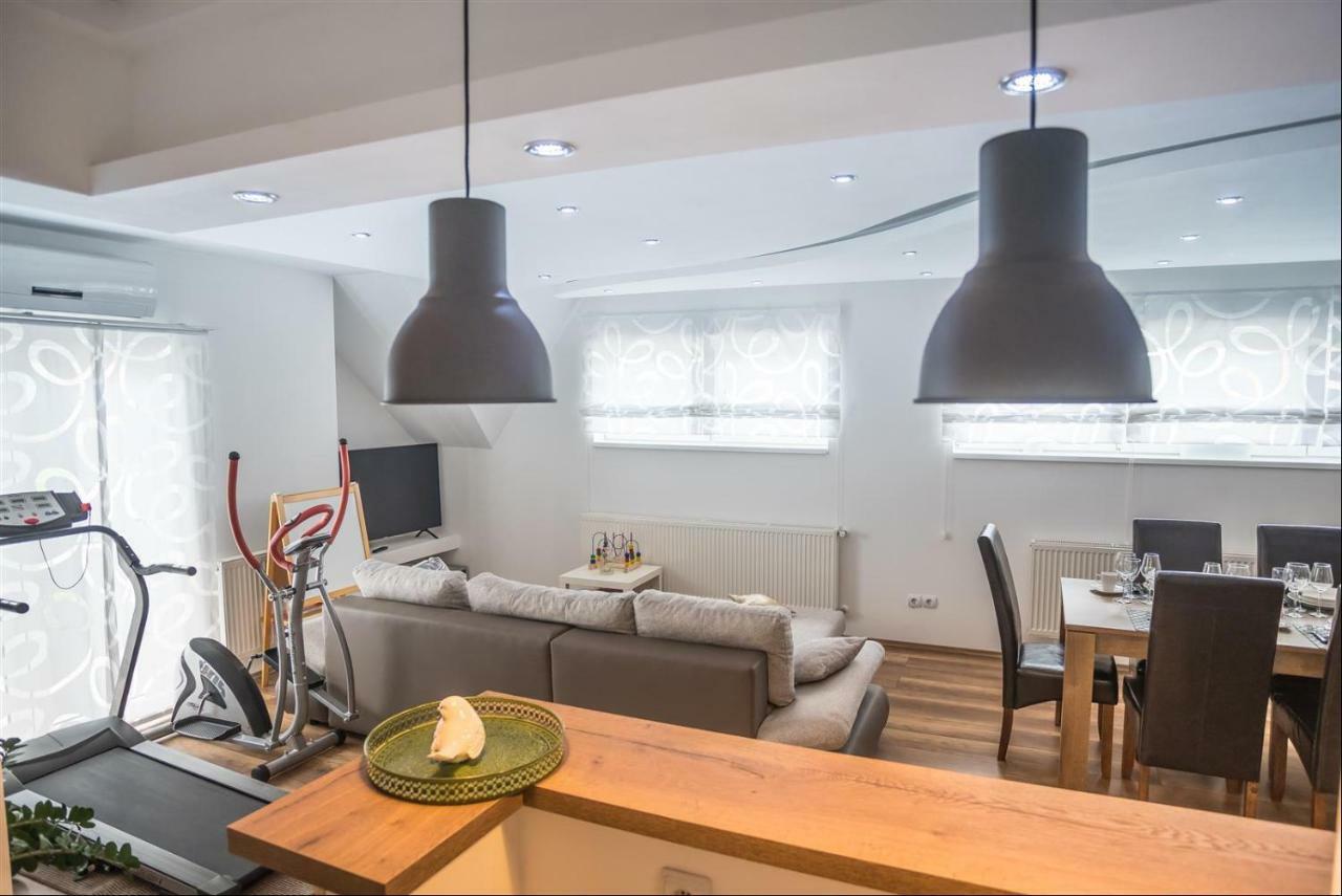 Apartman Hubertus 5* Vagovina Kültér fotó